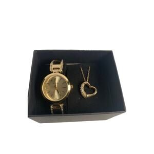 Womens Sutton Armitron Watch With Matching Heart Necklace Jewelry Gift Set